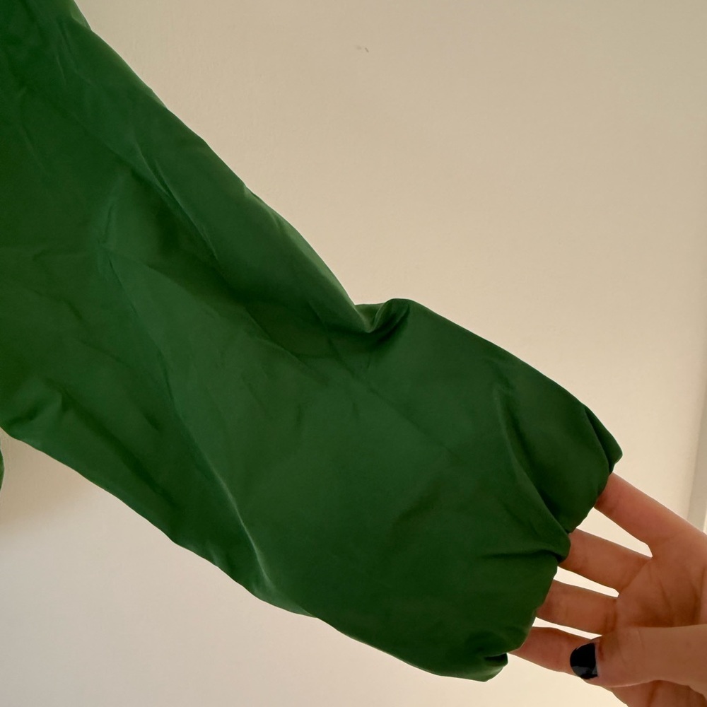 Superdown Revolve Green Windbreaker Jacket Size M - image 3